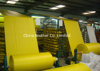 China Woven Polypropylene Cloth Roll , Yellow Offset Print Woven PP Fabric UV Treated supplier