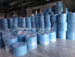China Custom color waterproof spun-bonded nonwoven fabric for bags supplier