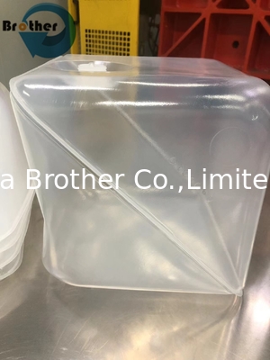 Manufacture Adblue Package 5L 10L 20L Cubitainer with Nozzle supplier