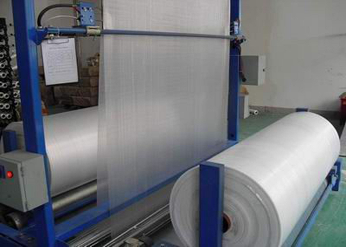 Custom Size Color PP Woven Fabric Roll For Making Woven Polypropylene Sacks
